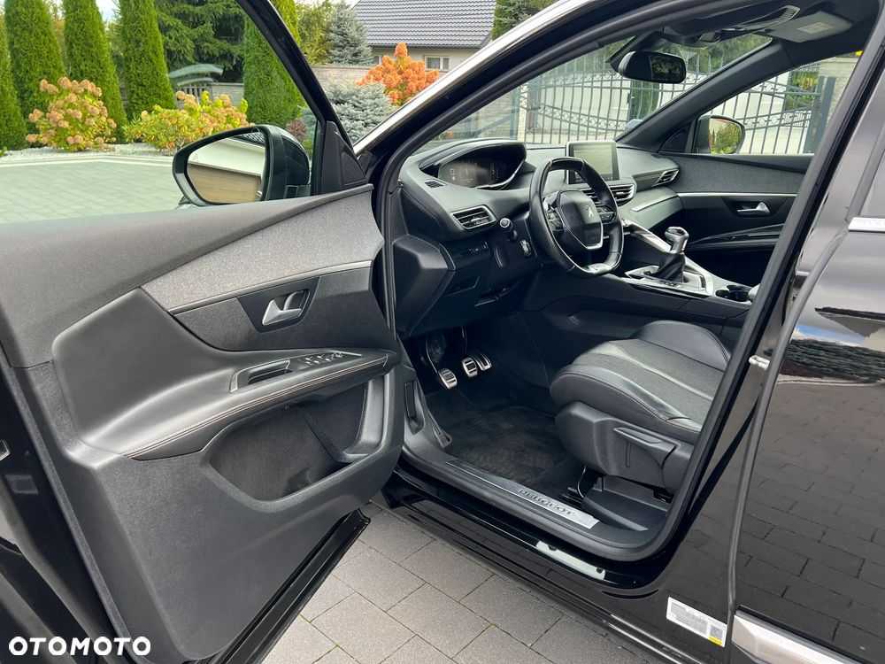 Peugeot 3008 1.5 BlueHDi GT S&S - 17