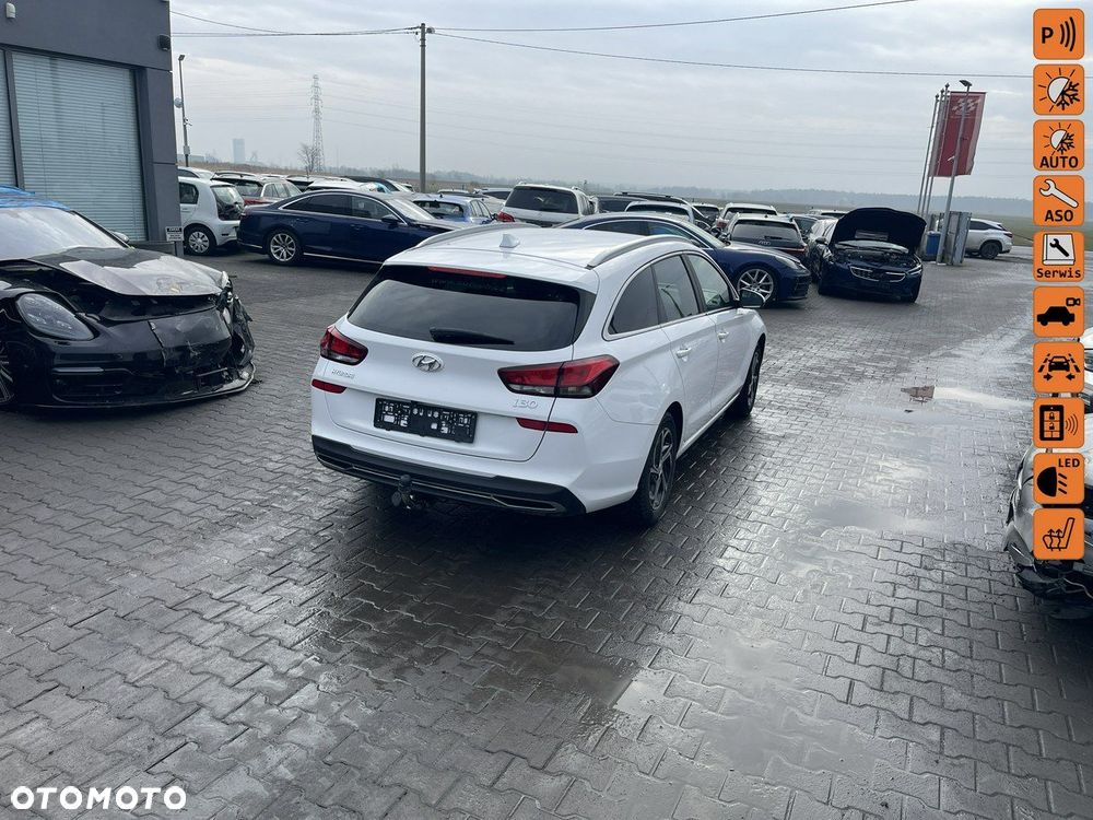 Hyundai i30 1.5 DPI Comfort - 1