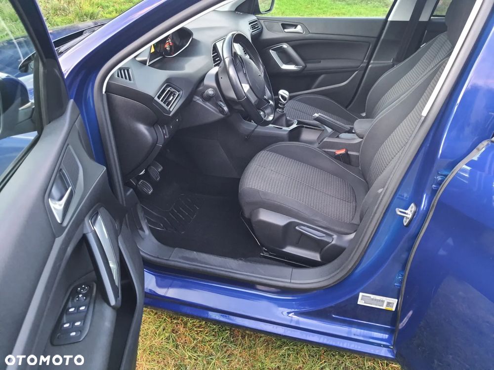Peugeot 308 1.6 BlueHDi Active S&S - 10