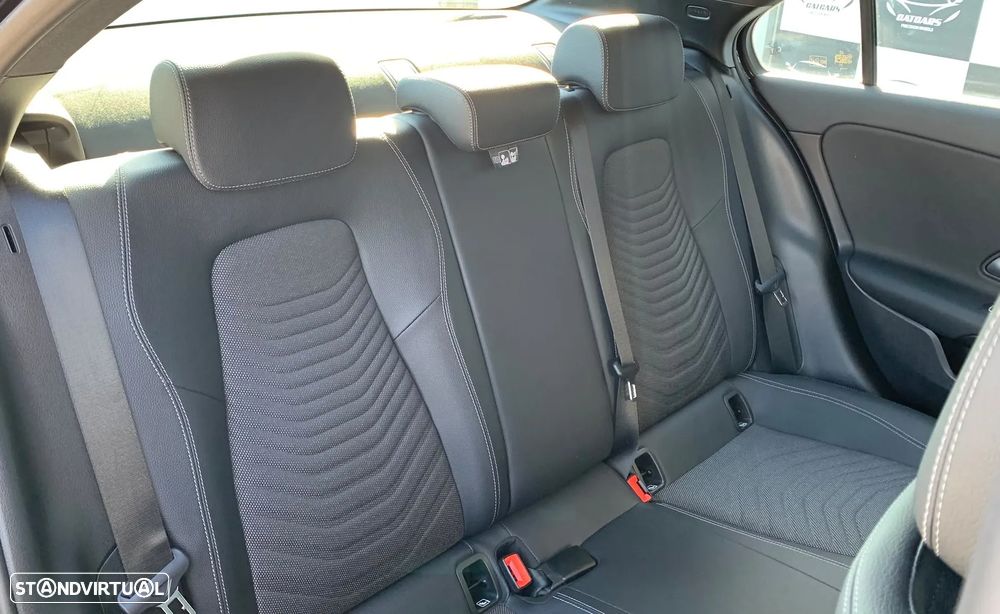 Mercedes-Benz A 250 Limousine e - 23