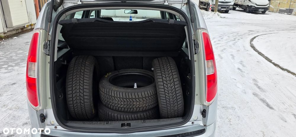 Skoda Roomster 1.4 16V - 11