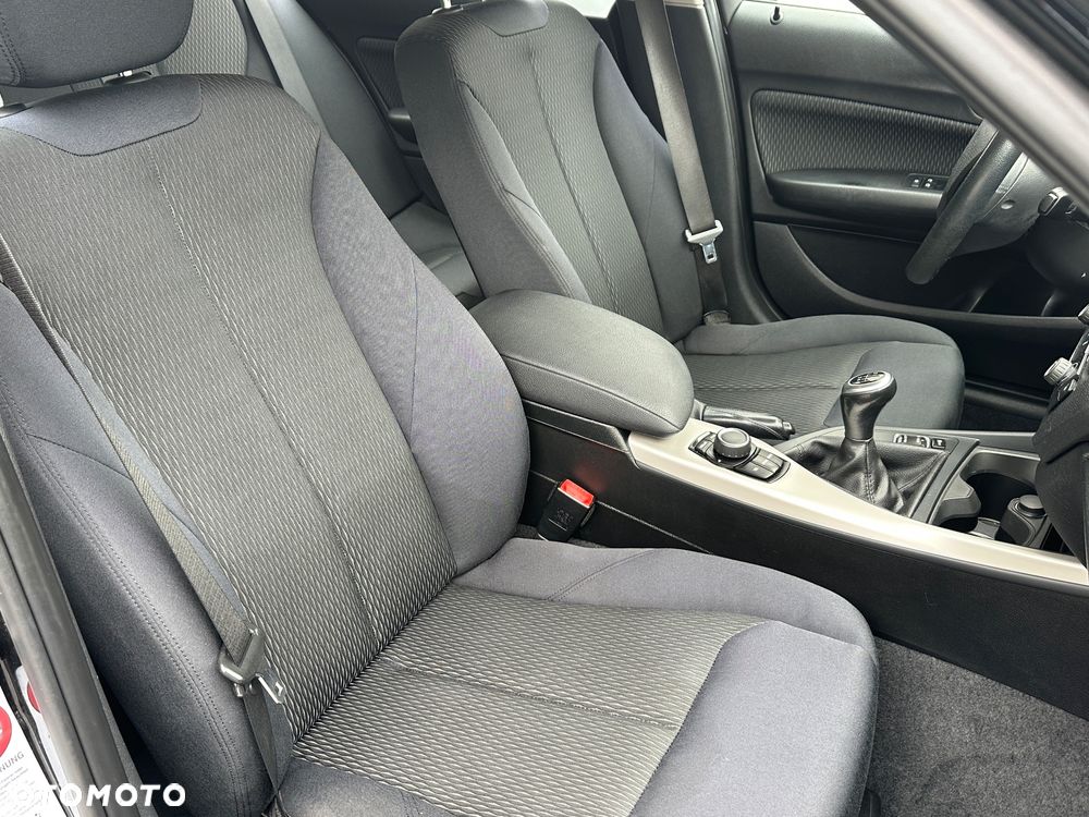 BMW Seria 1 - 19
