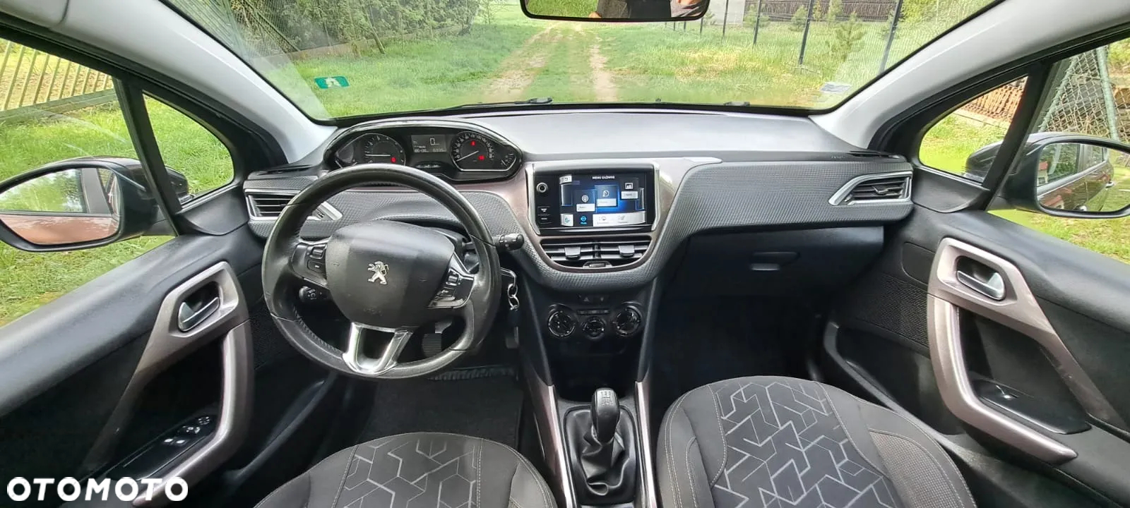 Peugeot 2008 1.2 Pure Tech Style - 8