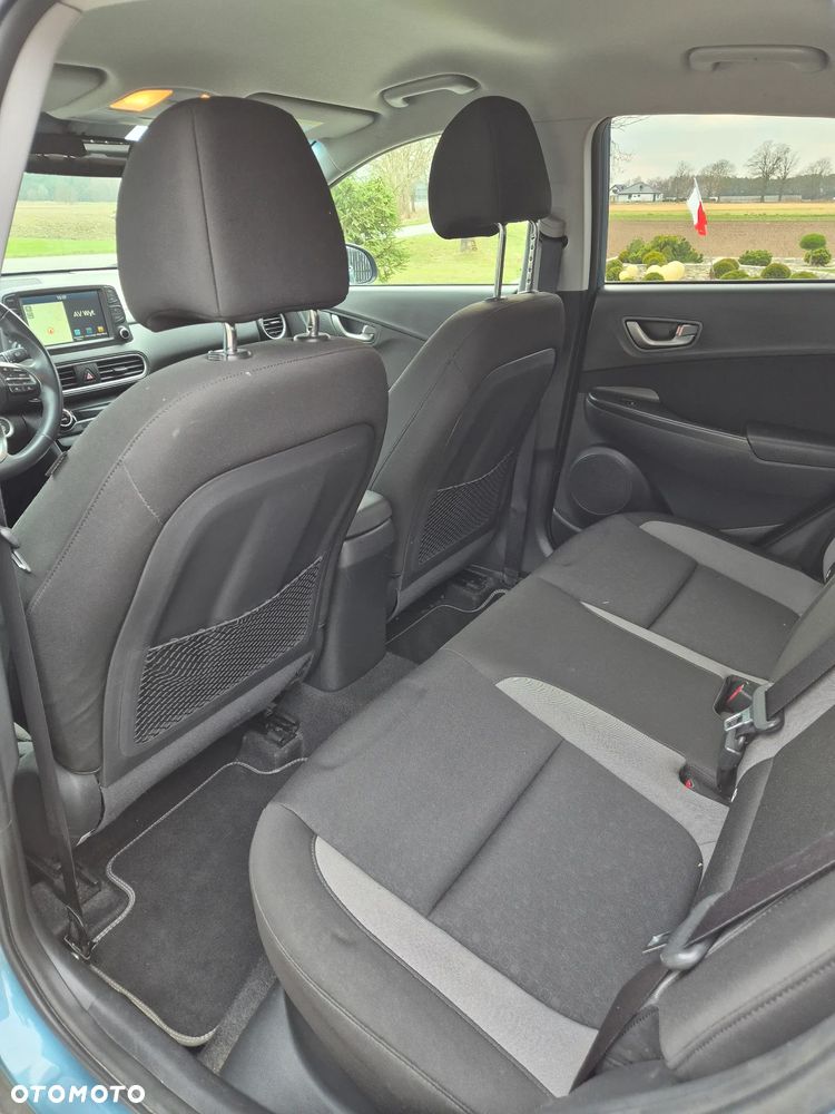 Hyundai Kona - 16