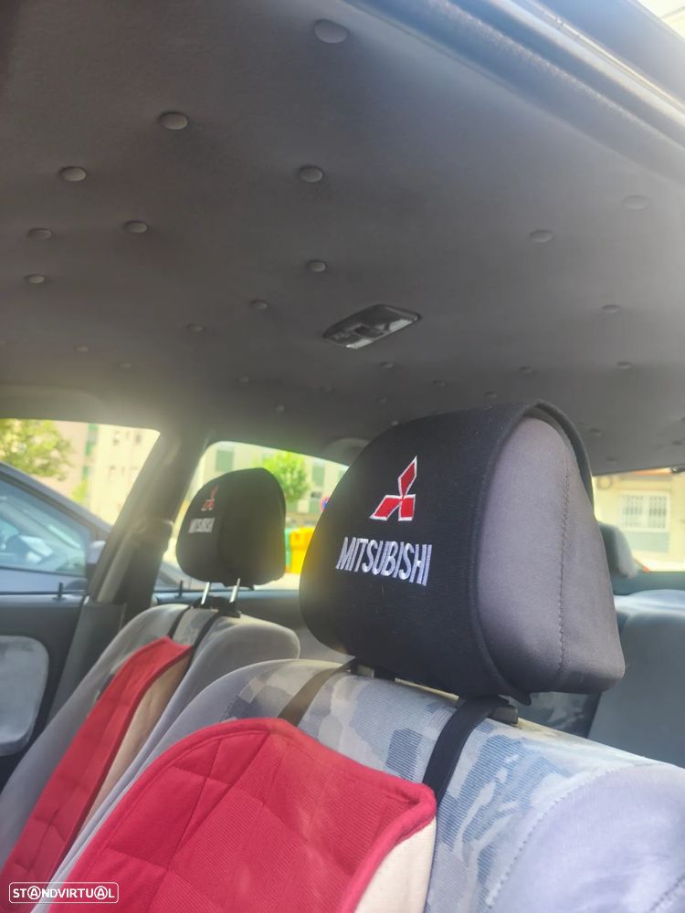 Mitsubishi Carisma Hatchback 1.6 GLX ABS - 6