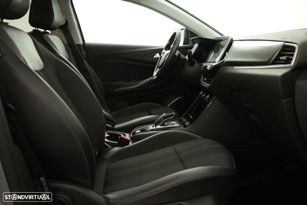 Opel Grandland 1.2 T Elegance AT - 20