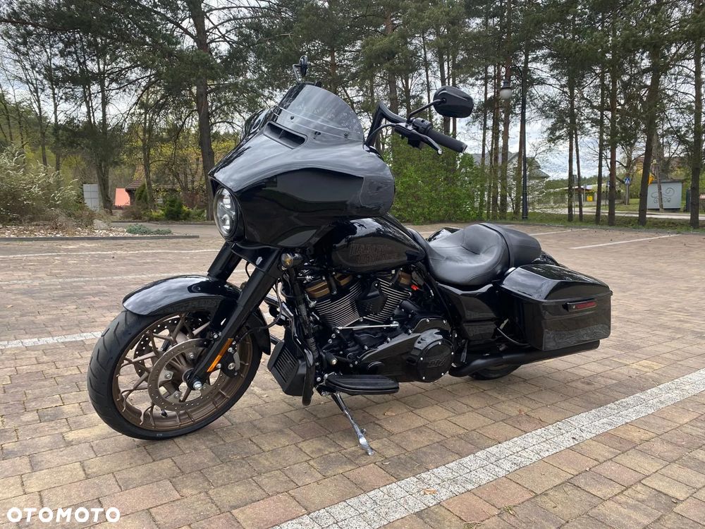 Harley-Davidson Touring Street Glide - 6