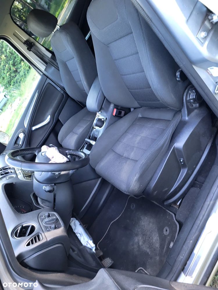 Ford S-Max 2.0 TDCi DPF Titanium - 10