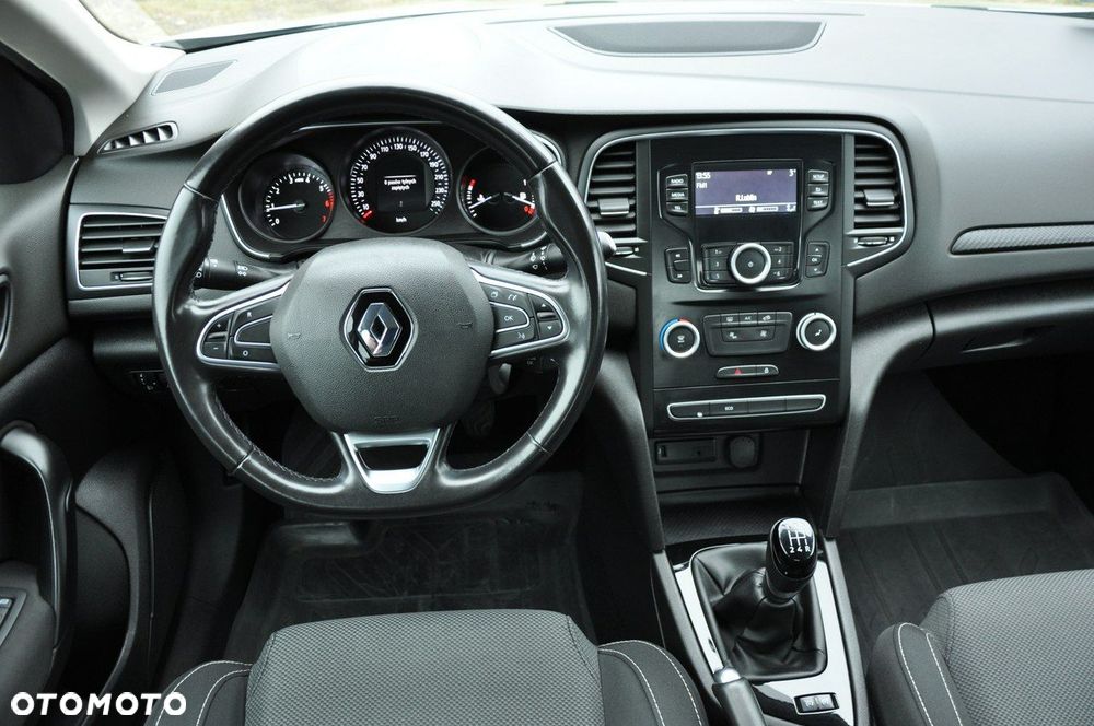 Renault Megane 1.6 SCe Life - 17