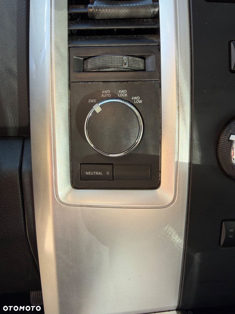 Dodge RAM 5.7 4x4 - 17