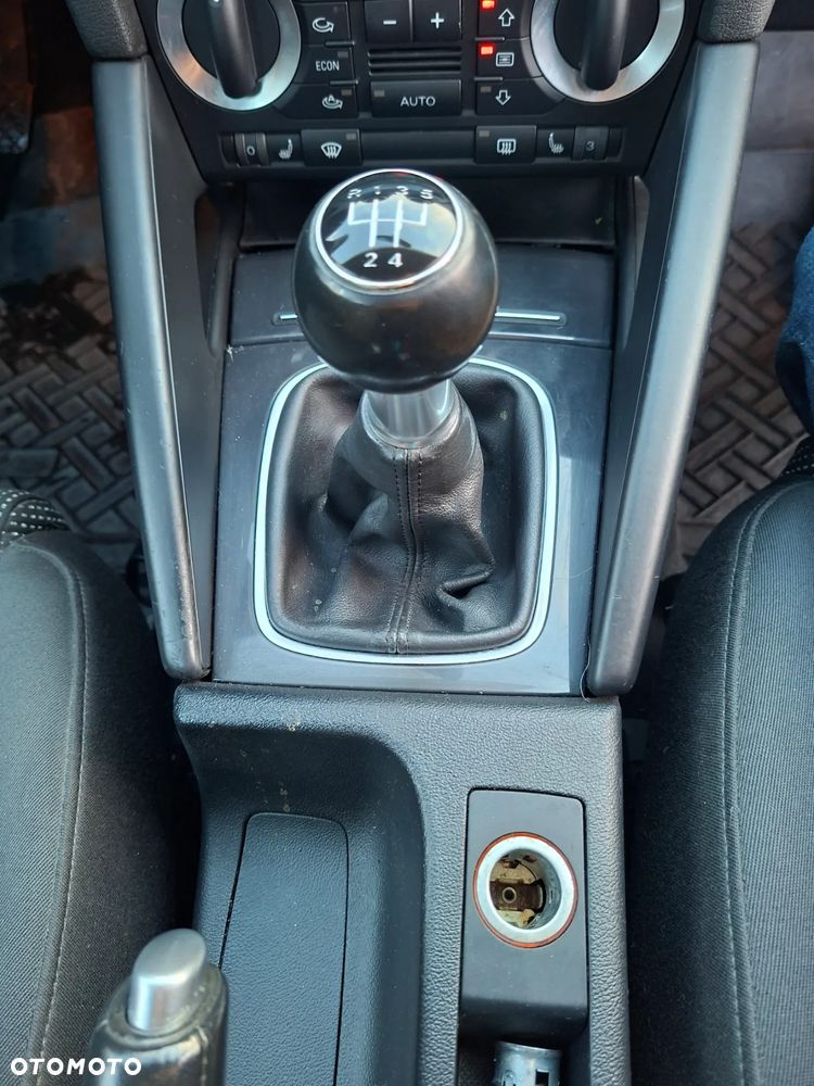 Audi A3 Sportback 1.9 TDI DPF Ambiente - 19