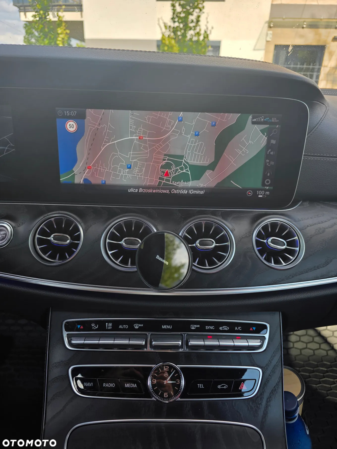 Mercedes-Benz Klasa E 220 d Coupe 4-Matic 9G-TRONIC - 12