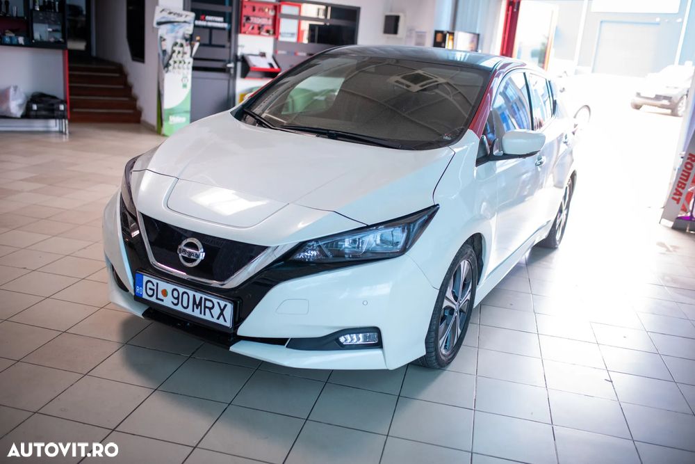Nissan LEAF 40 kWh Tekna - 23