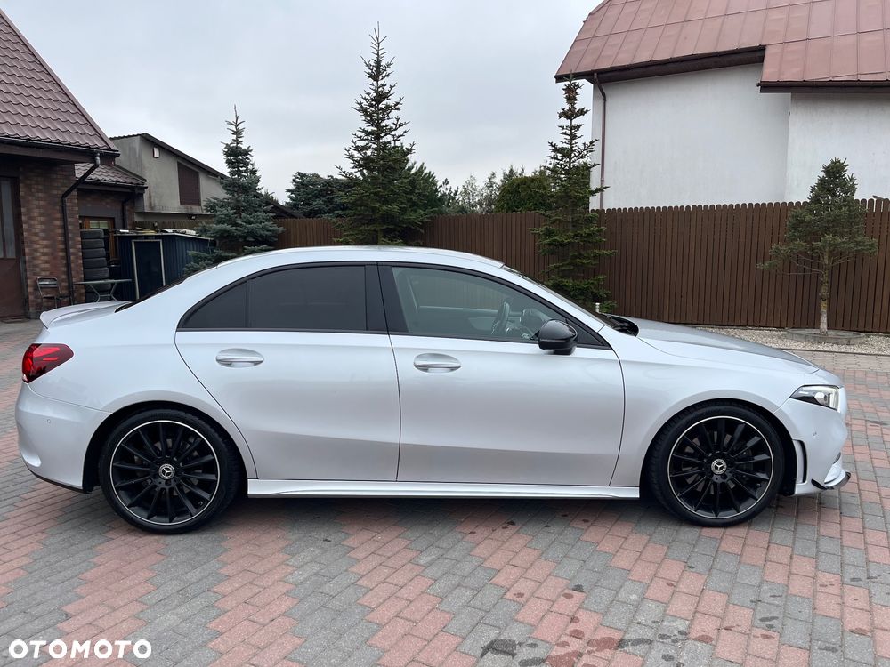 Mercedes-Benz Klasa A 220 4-Matic AMG Line 7G-DCT - 13