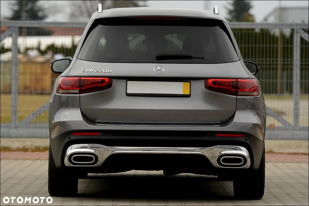 Mercedes-Benz GLB 220 d 8G-DCT AMG Line - 7