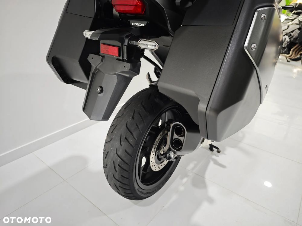 Honda NT - 16