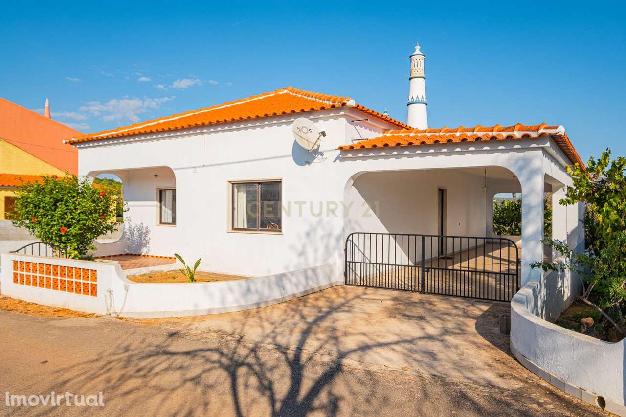 MORADIA TERREA E ISOLADA - Grande imagem: 4/20