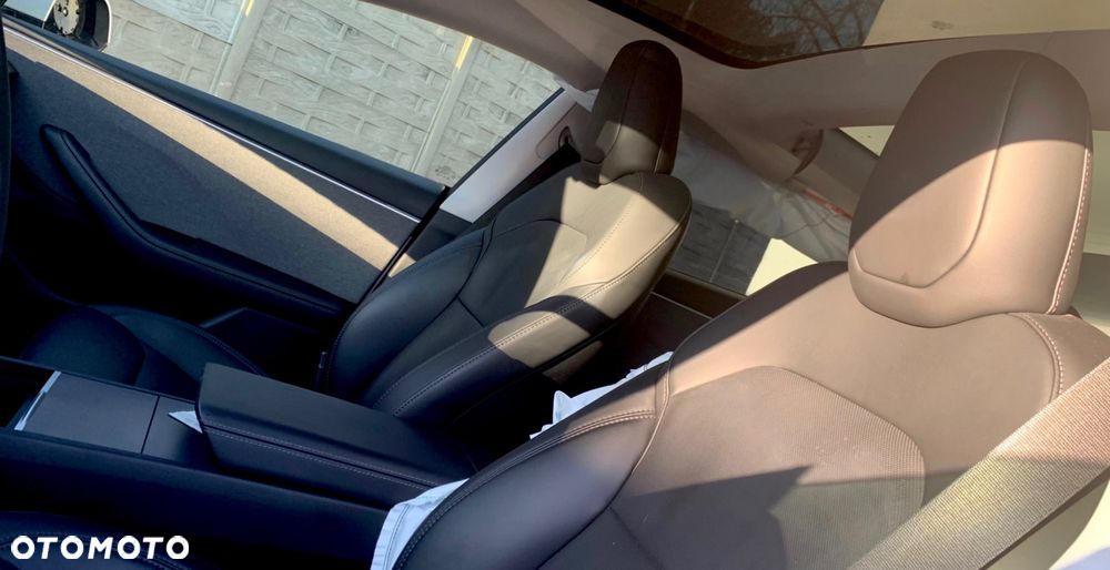 Tesla Model 3 RWD Premium - 10