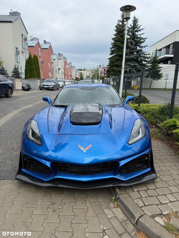 Chevrolet Corvette - 7