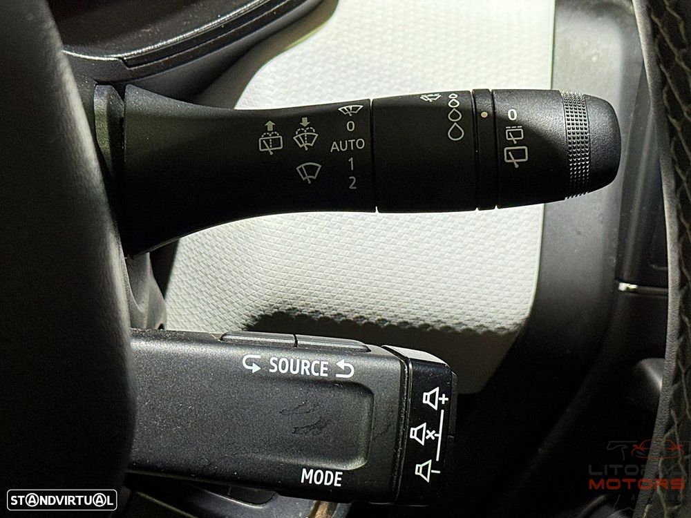 Renault Clio 1.0 TCe Techno - 25