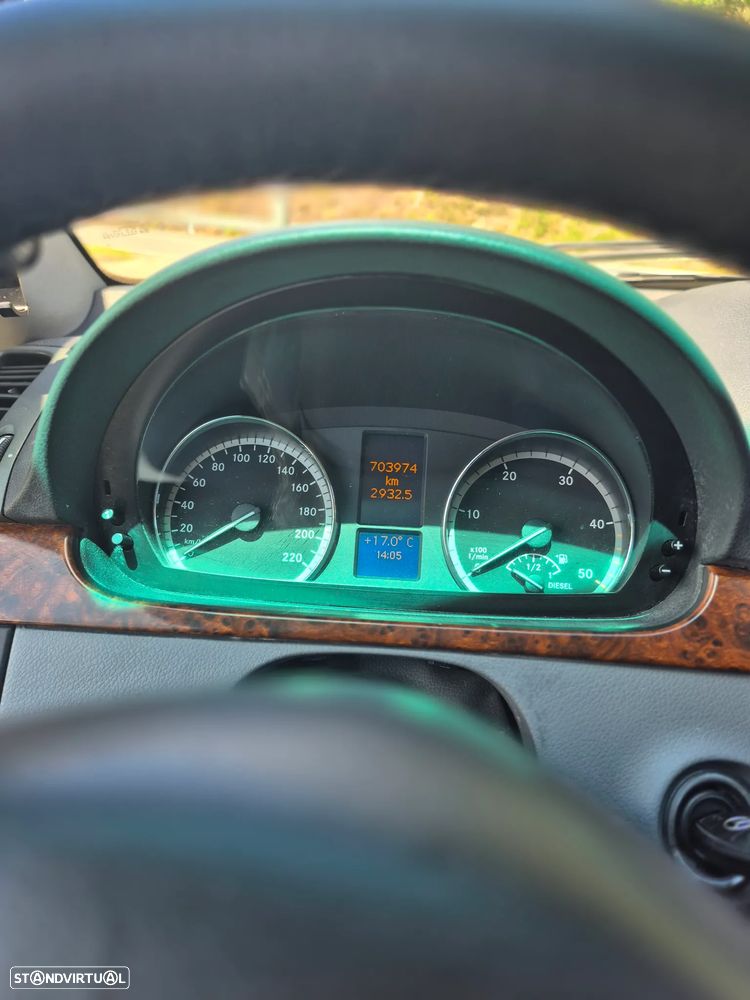 Mercedes-Benz Viano 2.2 CDI Ambiente Longo - 12