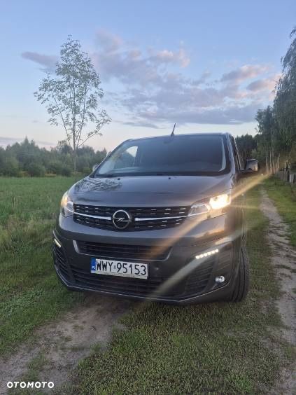 Opel Vivaro - 1