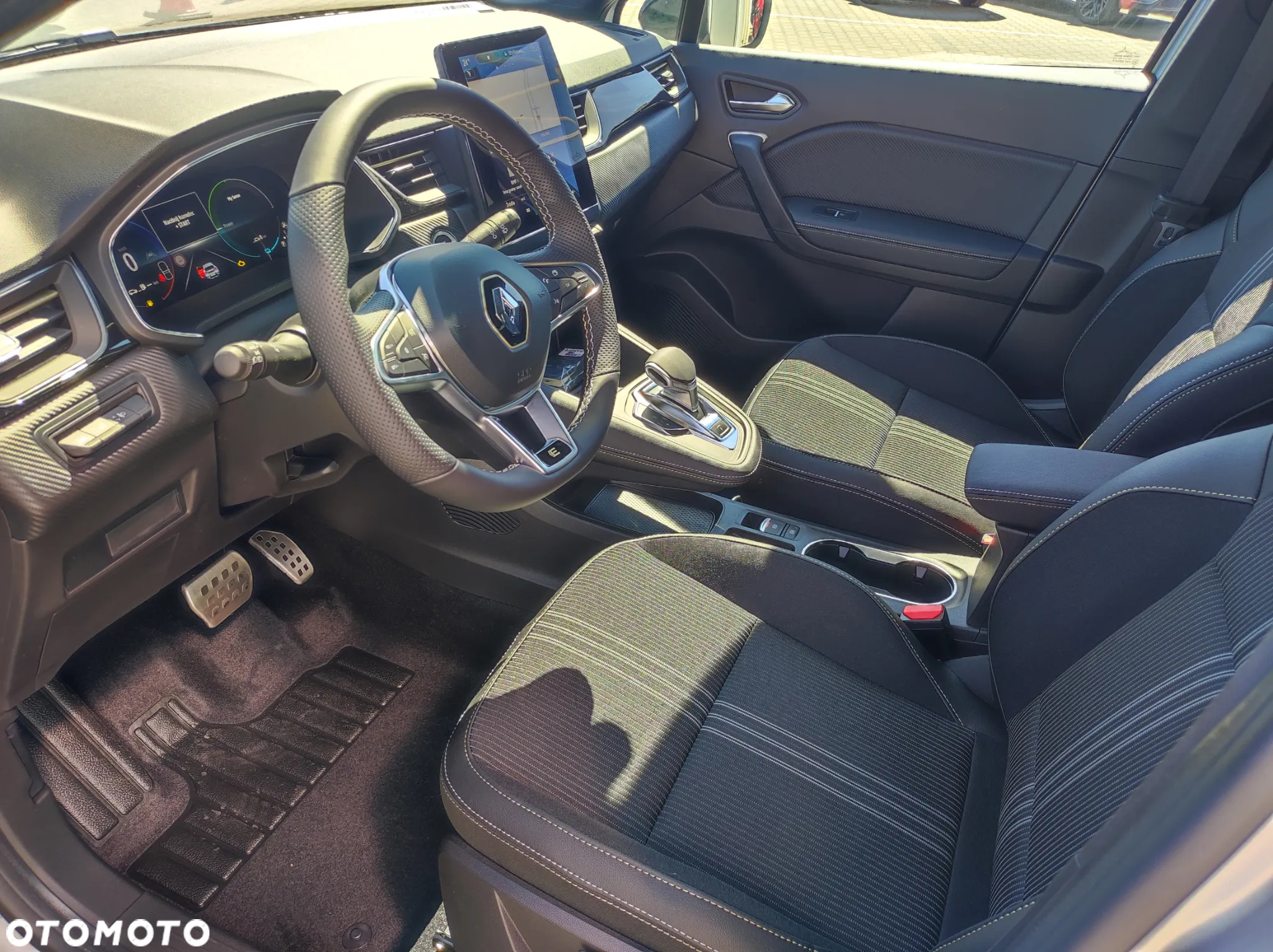 Renault Captur 1.6 E-TECH Full Hybrid 145 E-Tech Engineered - 8