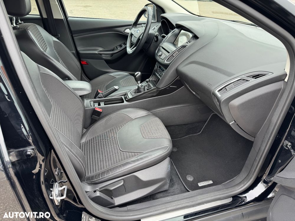 Ford Focus 1.5 EcoBoost Start-Stopp-System Titanium - 29