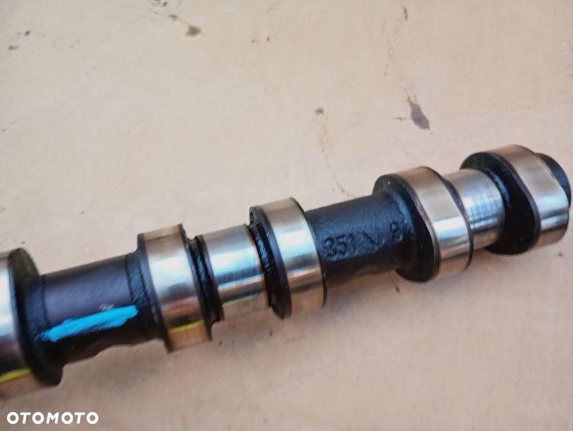 WAŁEK WAŁKI ROZRZĄDU 2 SZT KOMPLET OPEL CORSA C D 1.0 - 4