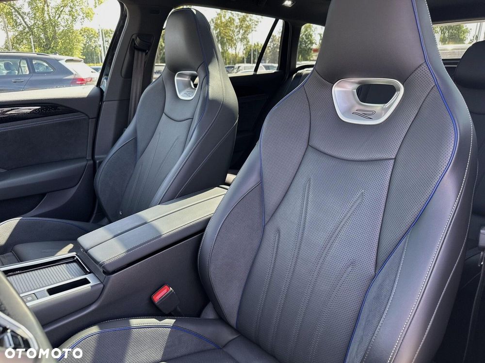 Volkswagen Passat 2.0 TSI 4Mot R-Line Plus DSG - 11