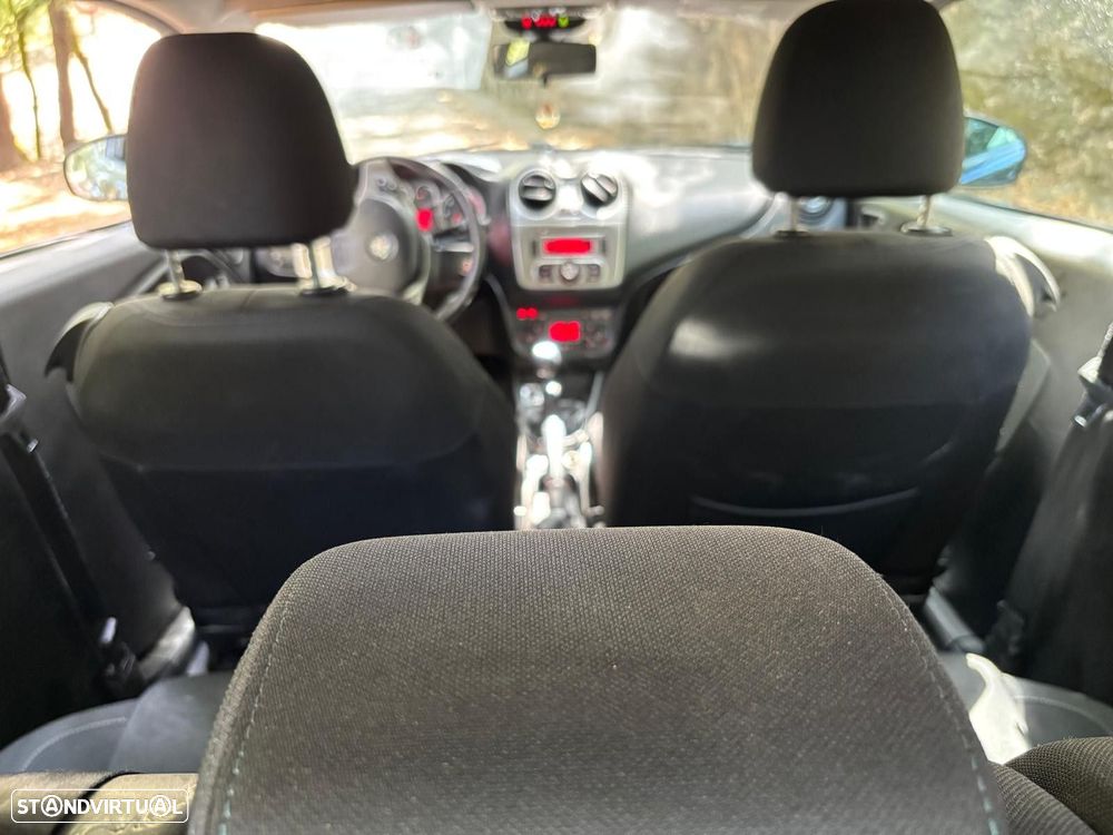 Alfa Romeo MiTo - 15