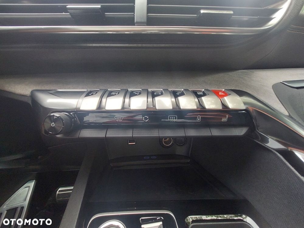 Peugeot 5008 1.5 BlueHDi GT S&S EAT8 - 26
