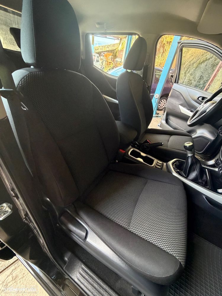 Nissan Navara 2.3 dCi CD 4WD N-Connecta - 23