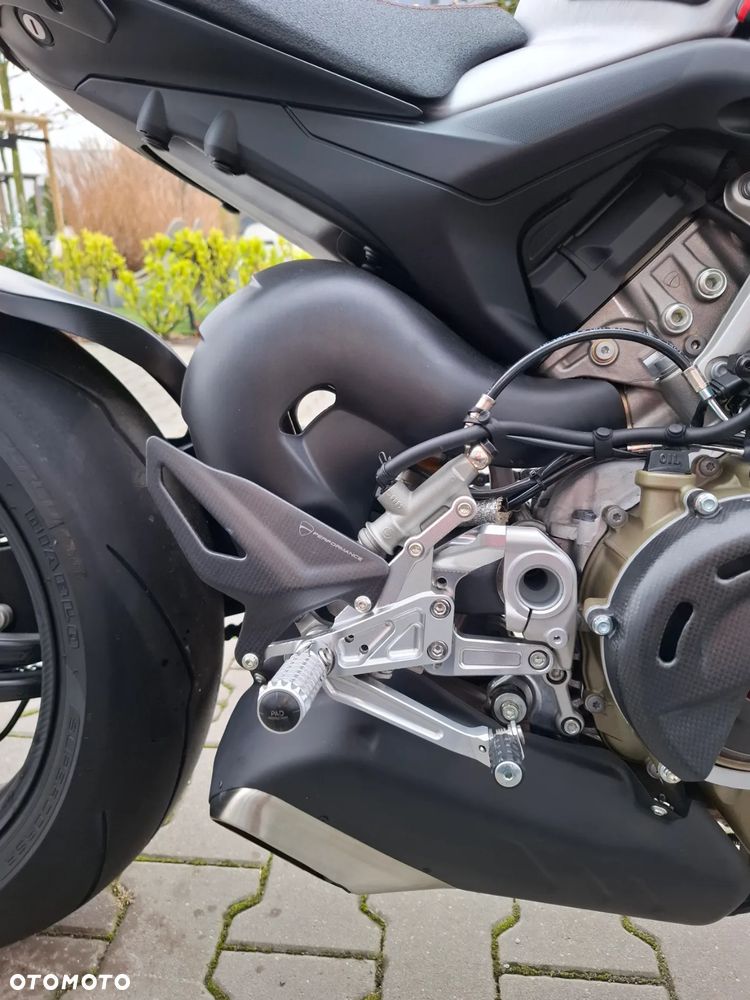 Ducati Streetfighter V4 - 35