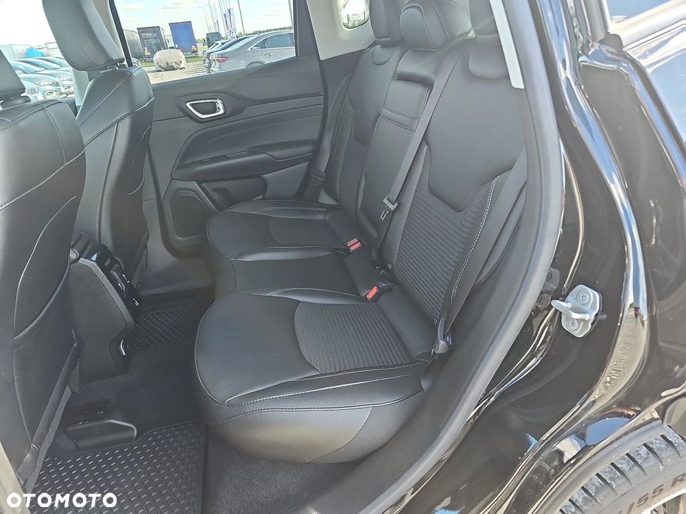 Jeep Compass 1.5 T4 mHEV Limited FWD S&S DCT - 12