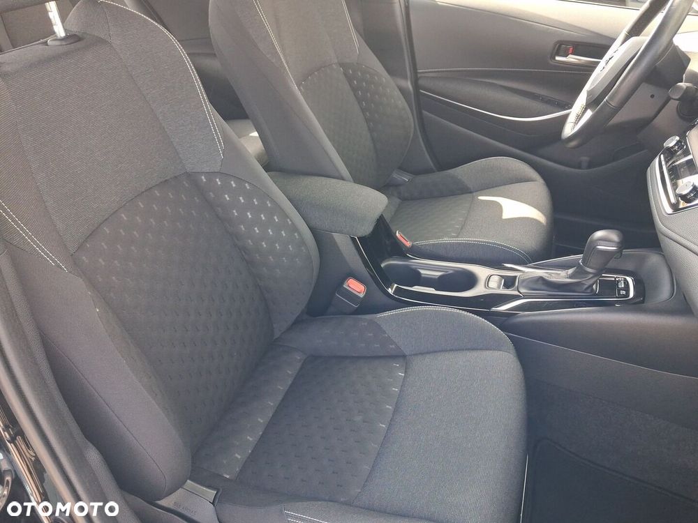 Toyota Corolla 1.8 Hybrid Comfort - 16