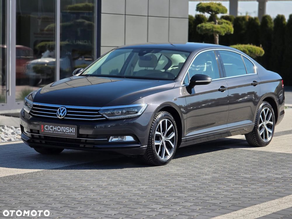 Volkswagen Passat 1.5 TSI EVO Highline DSG - 2