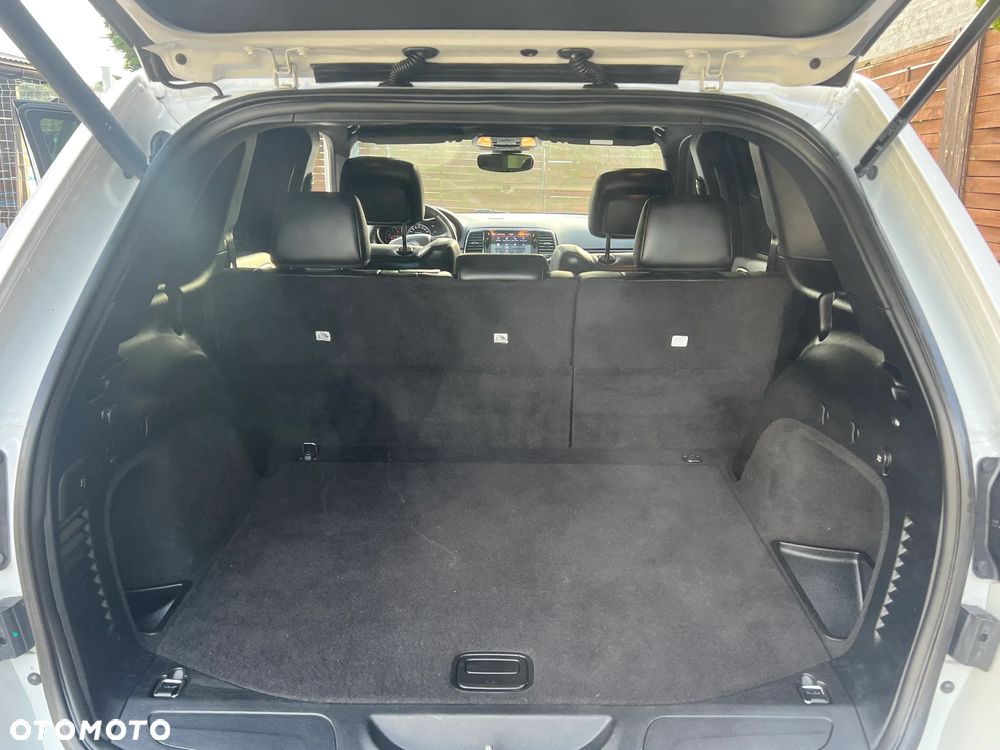 Jeep Grand Cherokee - 14