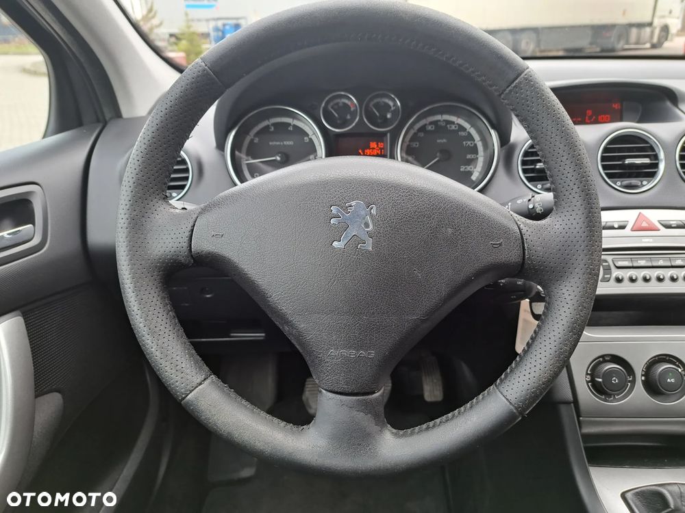 Peugeot 308 - 26