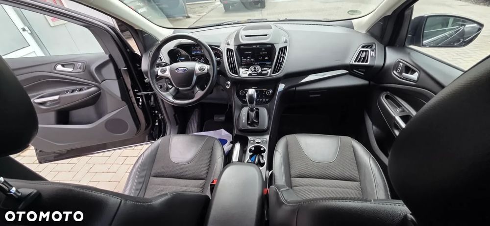 Ford Kuga 2.0 TDCi 4x4 Titanium - 37