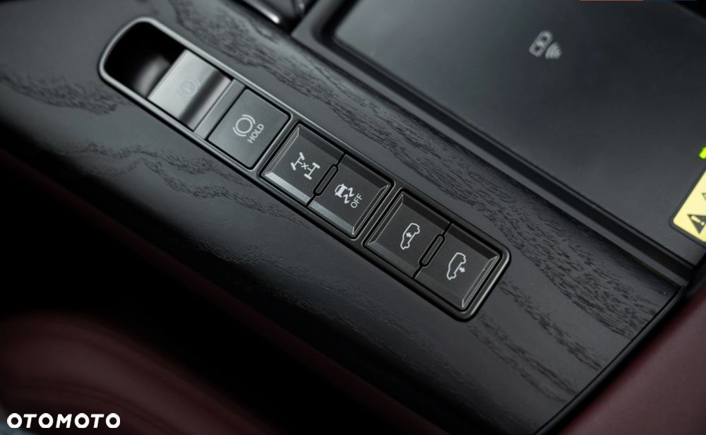 Lexus LX - 28