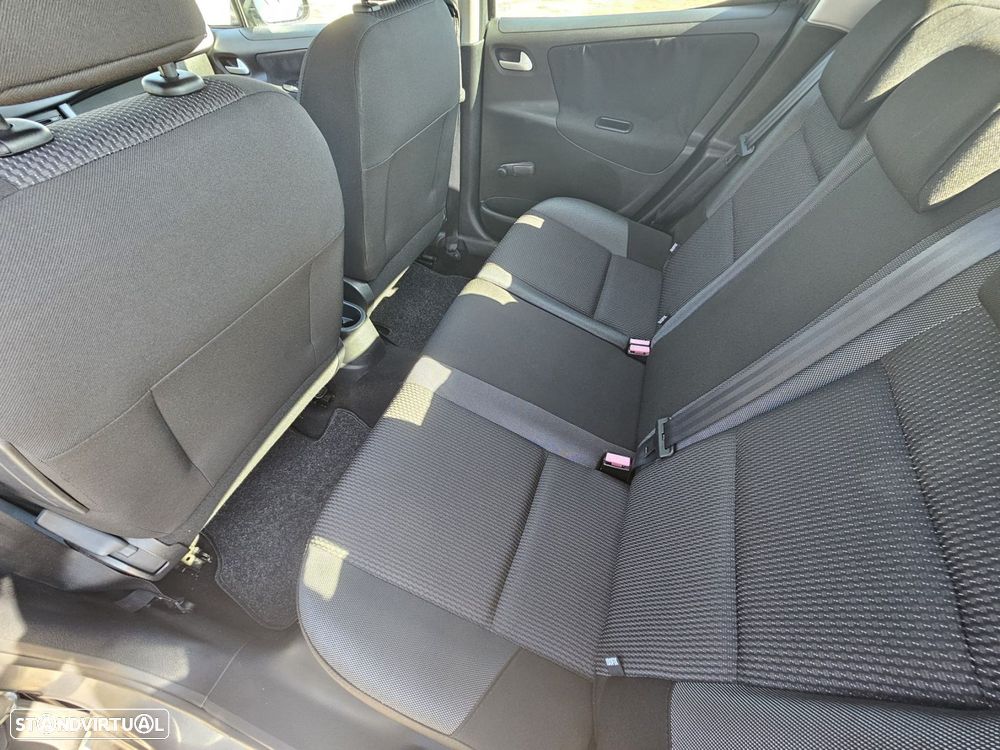 Peugeot 207 1.4 16V Trendy - 20