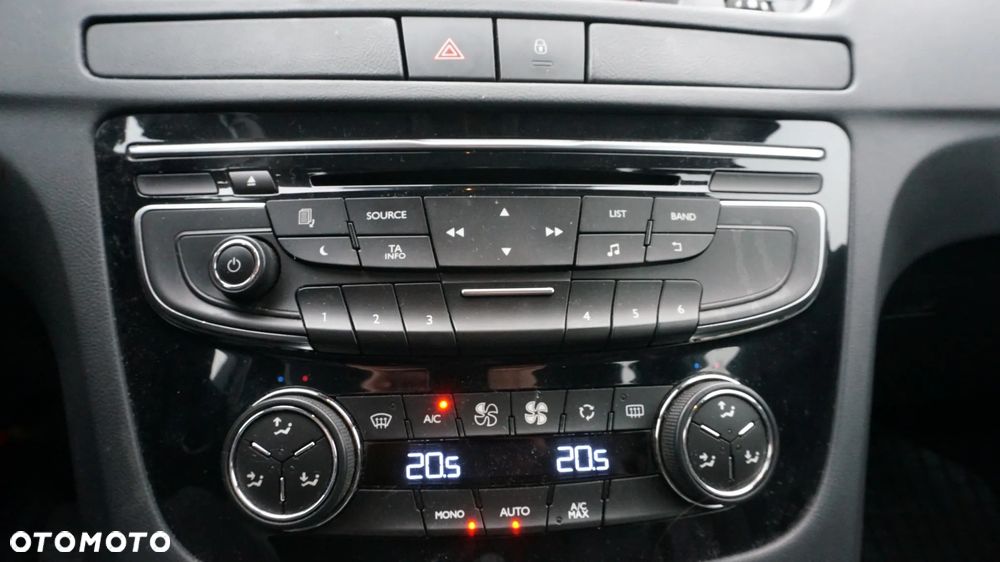 Peugeot 508 1.6 T Active - 16