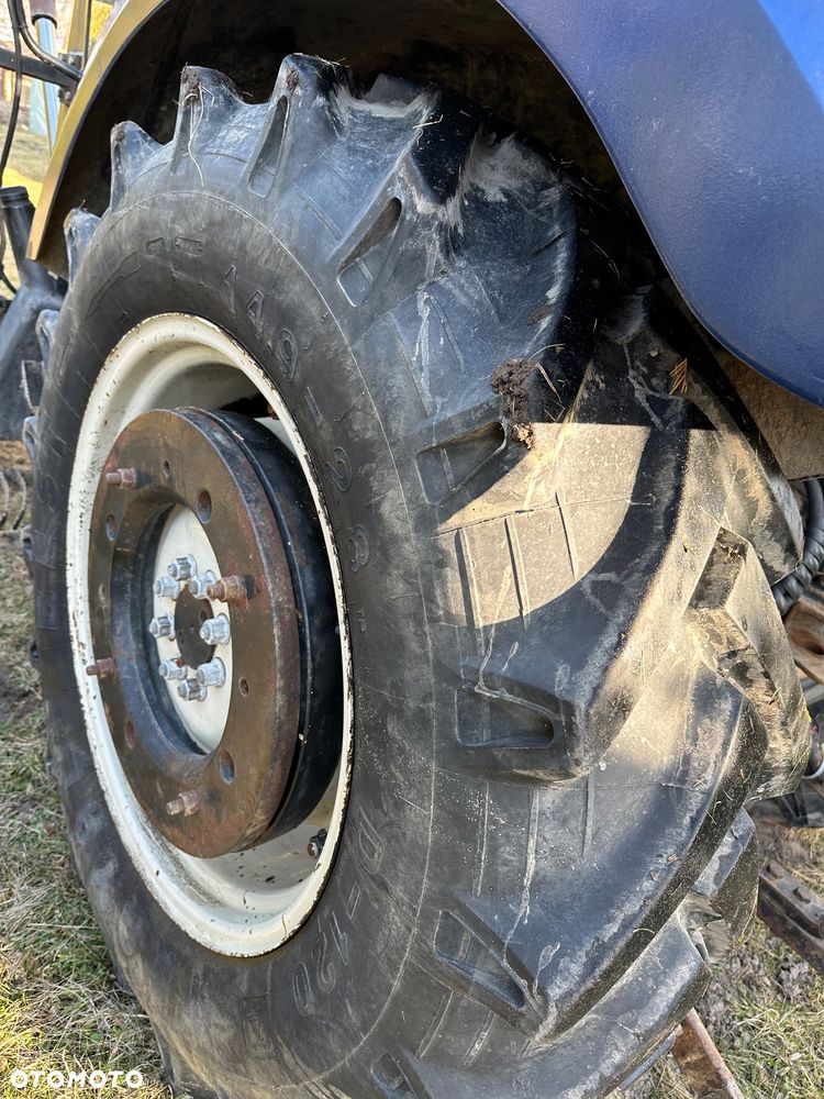 Farmtrac 555 DT Krajowy Ciągnik Rolniczy z Turem z 2014 roku - 14