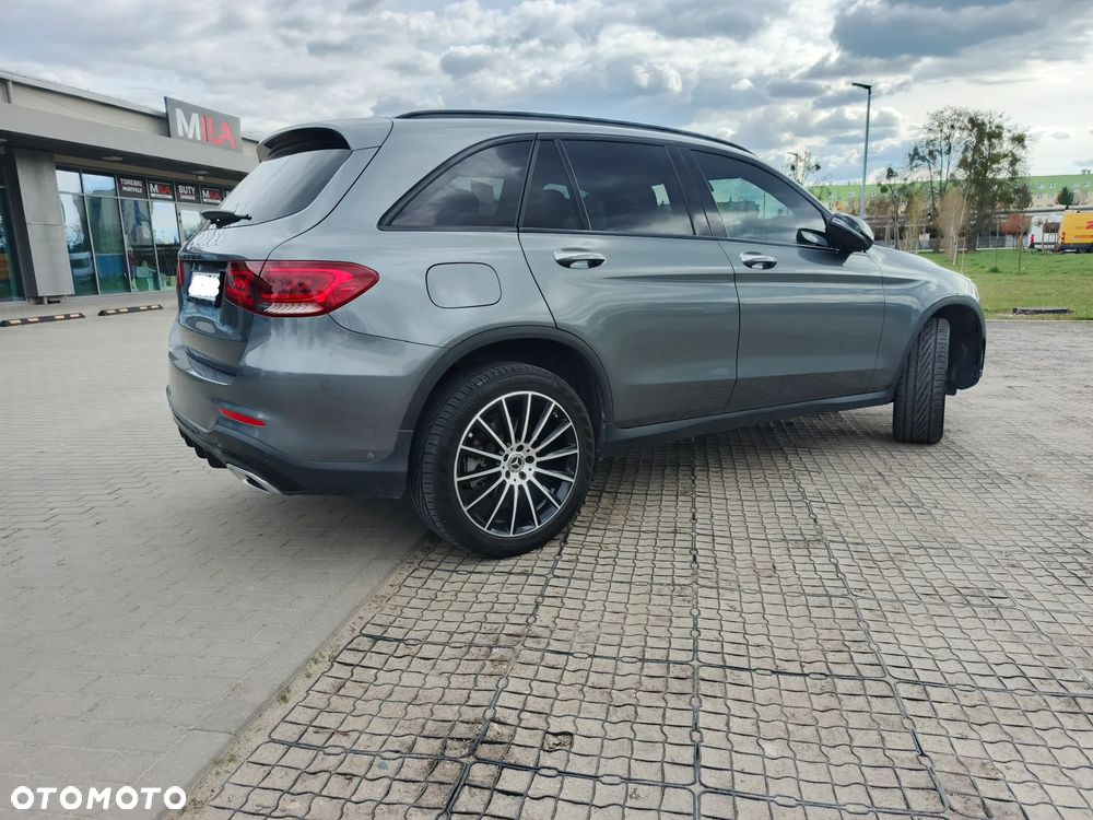 Mercedes-Benz GLC - 10