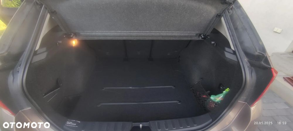BMW X1 xDrive20d - 10