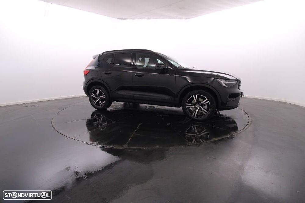 Volvo XC 40 2.0 B3 Plus Dark - 11