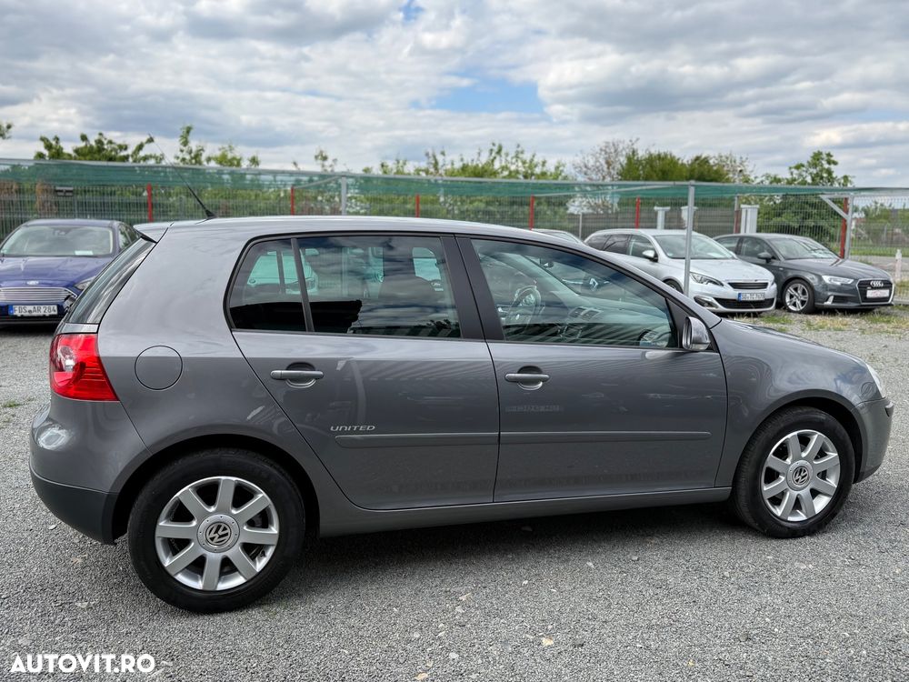 Volkswagen Golf 1.6 United - 18