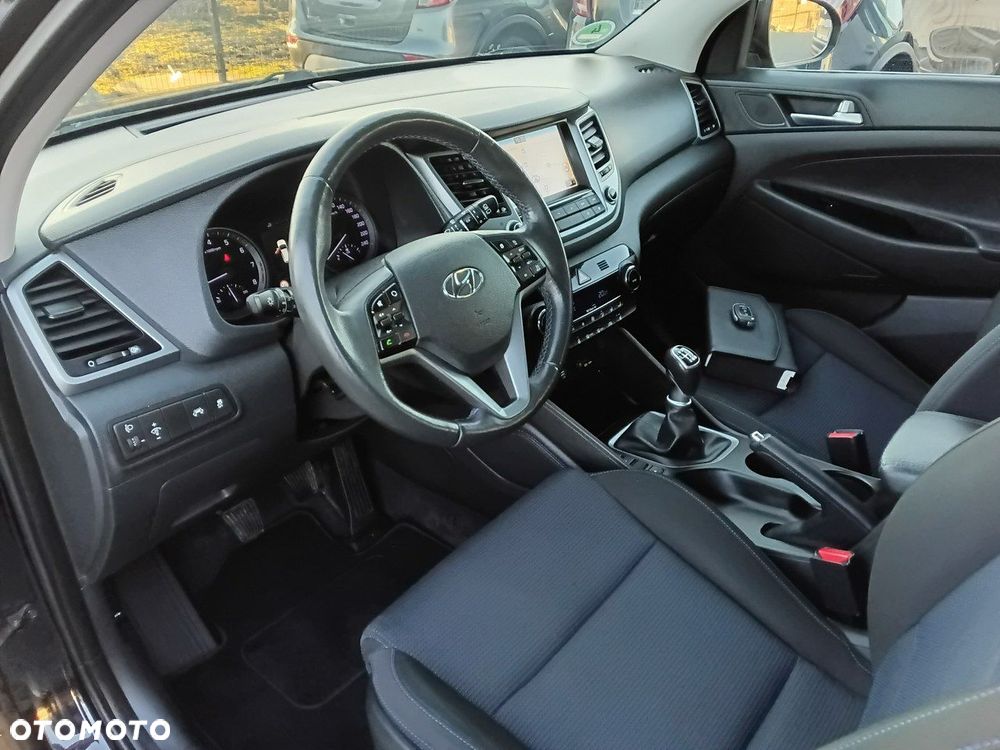 Hyundai Tucson 1.6 T-GDi Style 2WD - 10