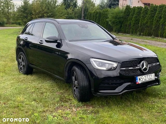 Mercedes-Benz GLC 300 4Matic 9G-TRONIC AMG Line - 10